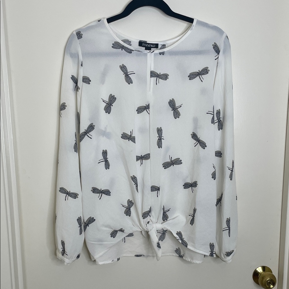 Roz & Ali White Blouse with Black Dragonfly Print